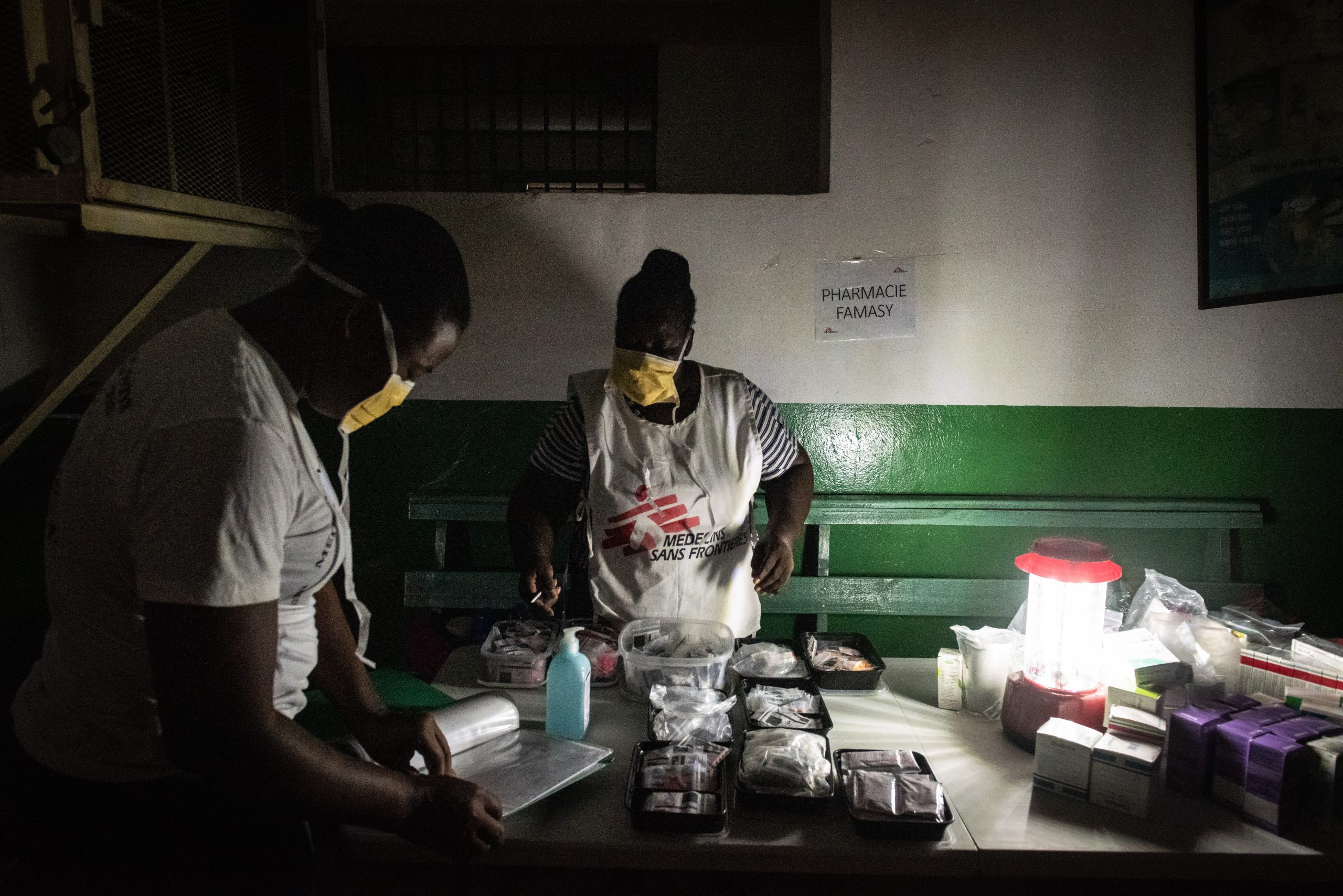 MSF health workers