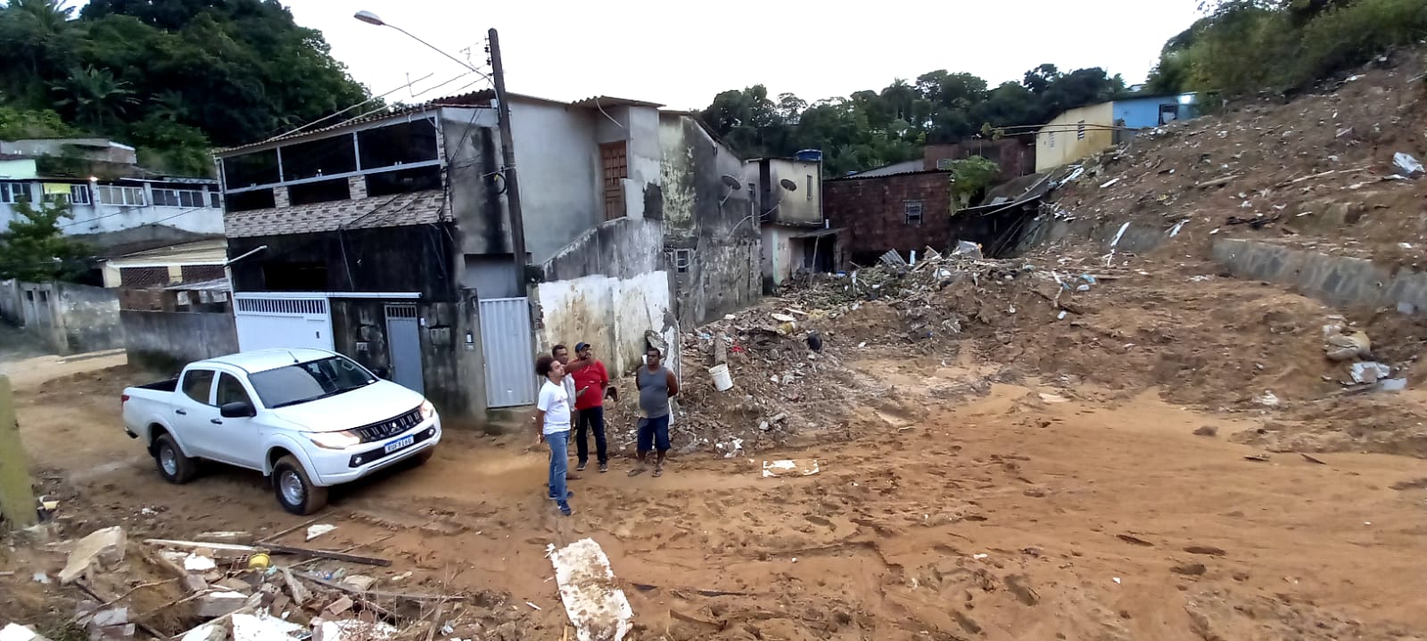 The emergency in Pernambuco, Brazil, due to the floods and landslides that affected almost 40,000 residents  in the state in late May and early June.